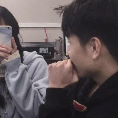 国产露脸情侣在线观看,在线观看浪漫满屏